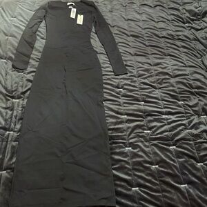 Aritzia Elegant Black Long Sleeve Dress